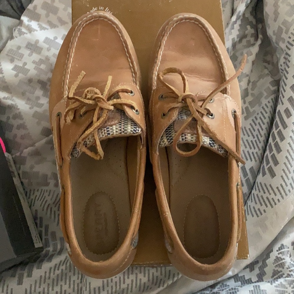 Sperry’s - Picture 4 of 4